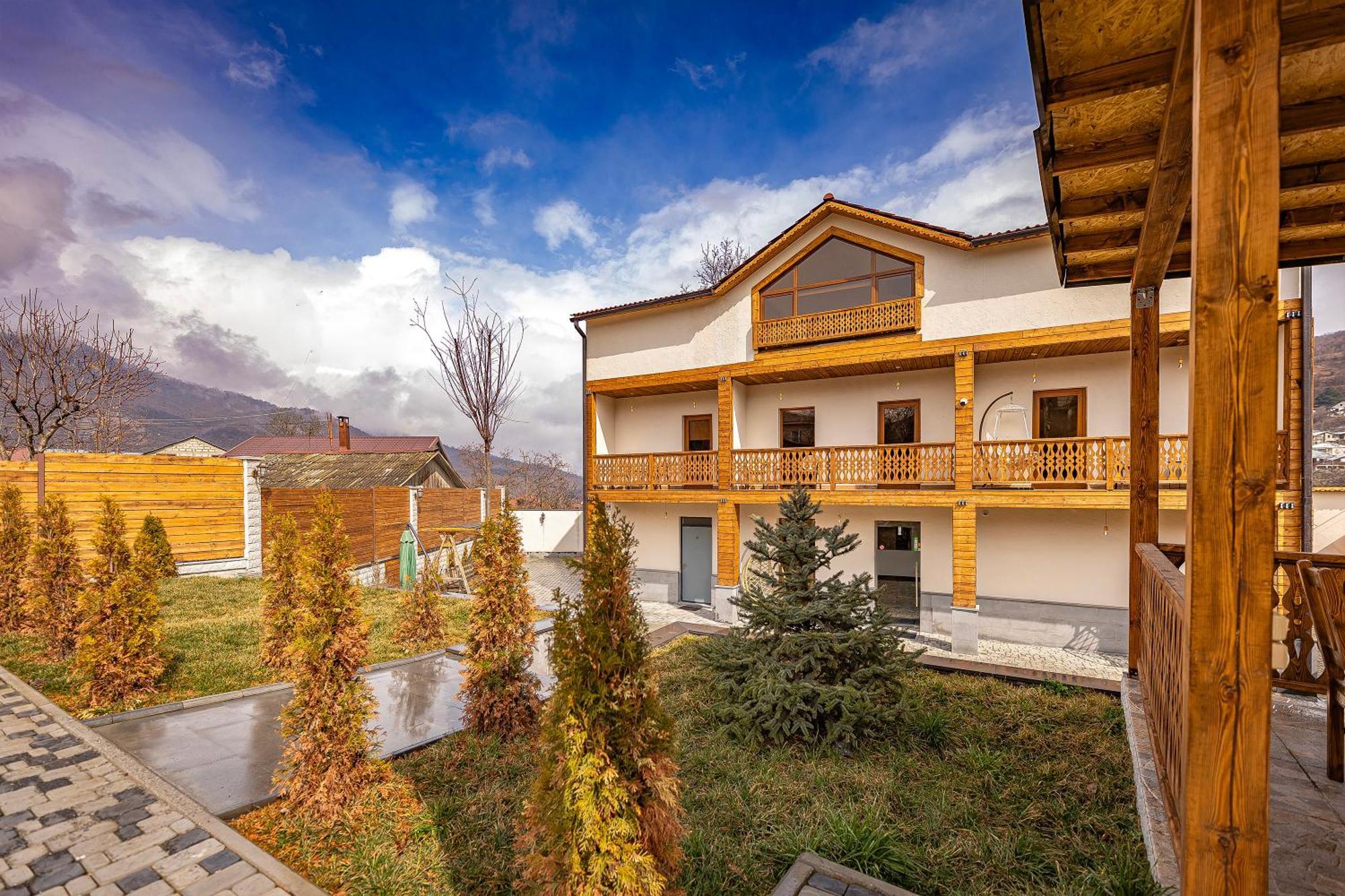 Taniqinn Dilijan Hotel Eksteriør billede