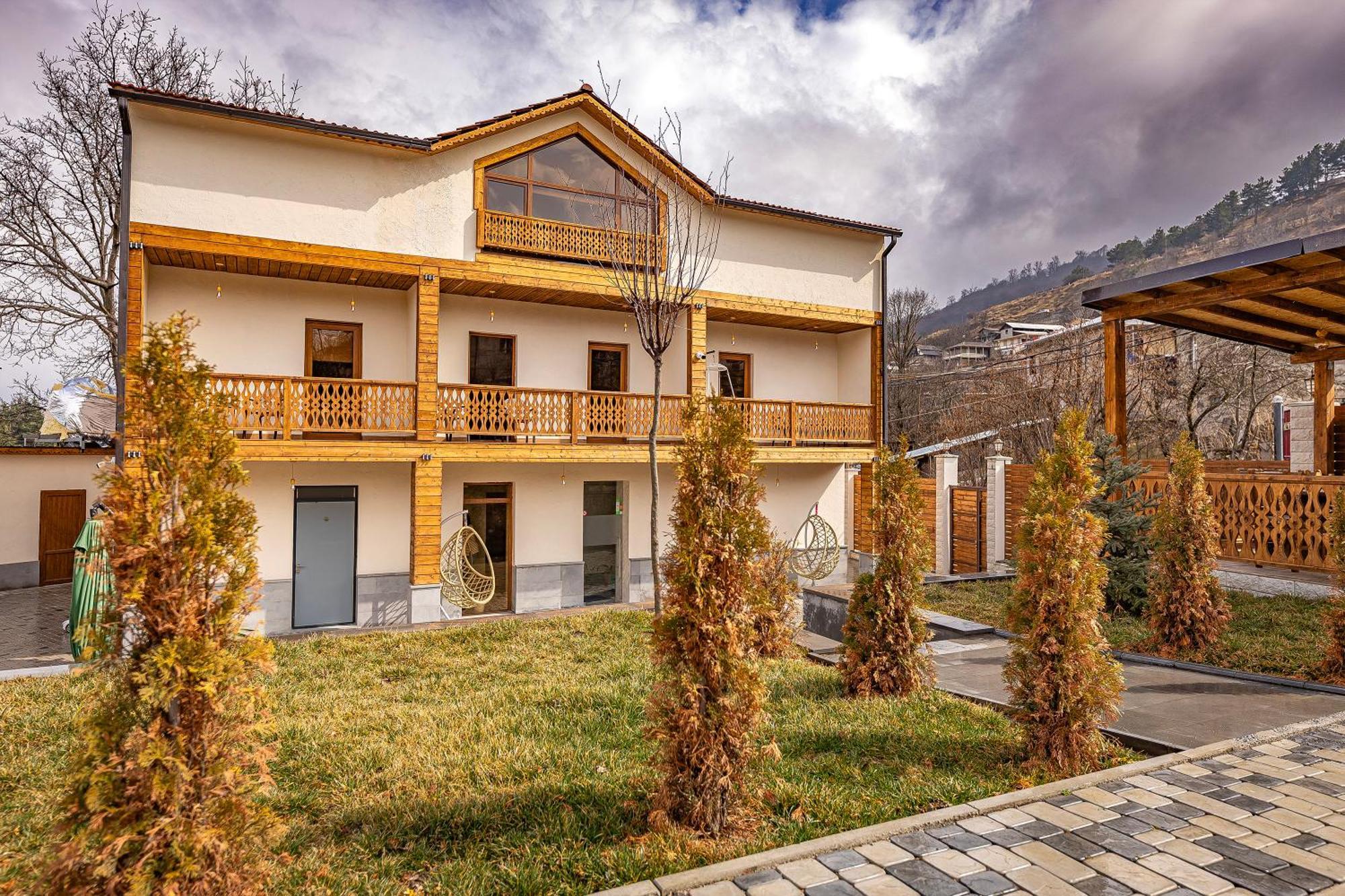 Taniqinn Dilijan Hotel Eksteriør billede