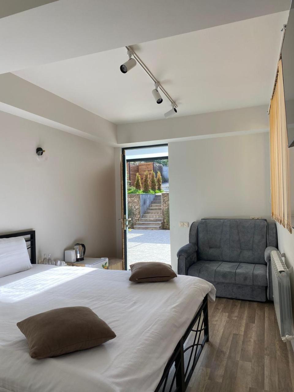 Taniqinn Dilijan Hotel Eksteriør billede